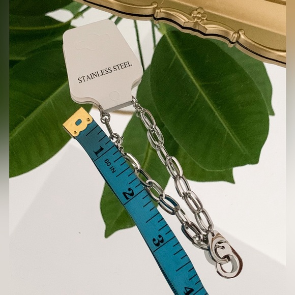 Stainless steel handcuff paperclip bracelet - Picture 5 of 5